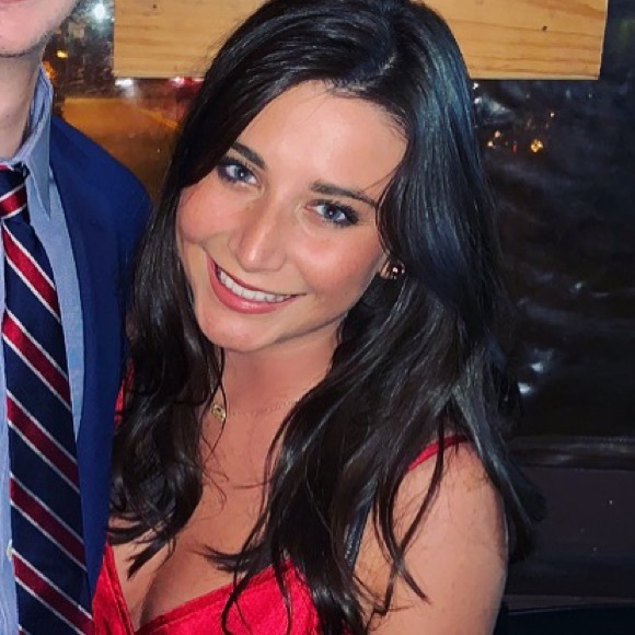 Meet your Posher, Tessa - Picture 1 of 1